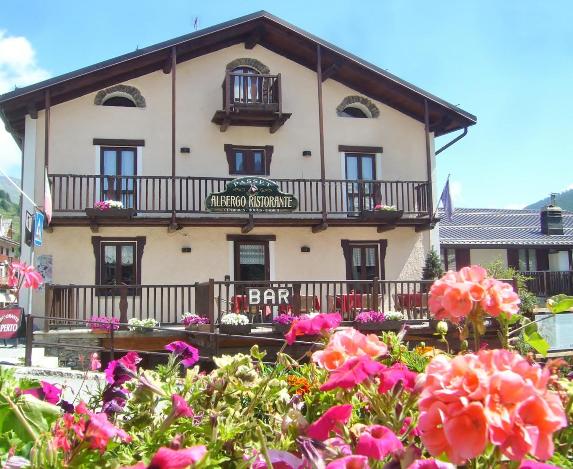 Albergo Passet Pragelato Exteriör bild
